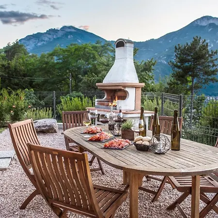 阿尔曼尼埃罗农家乐 农家乐 *